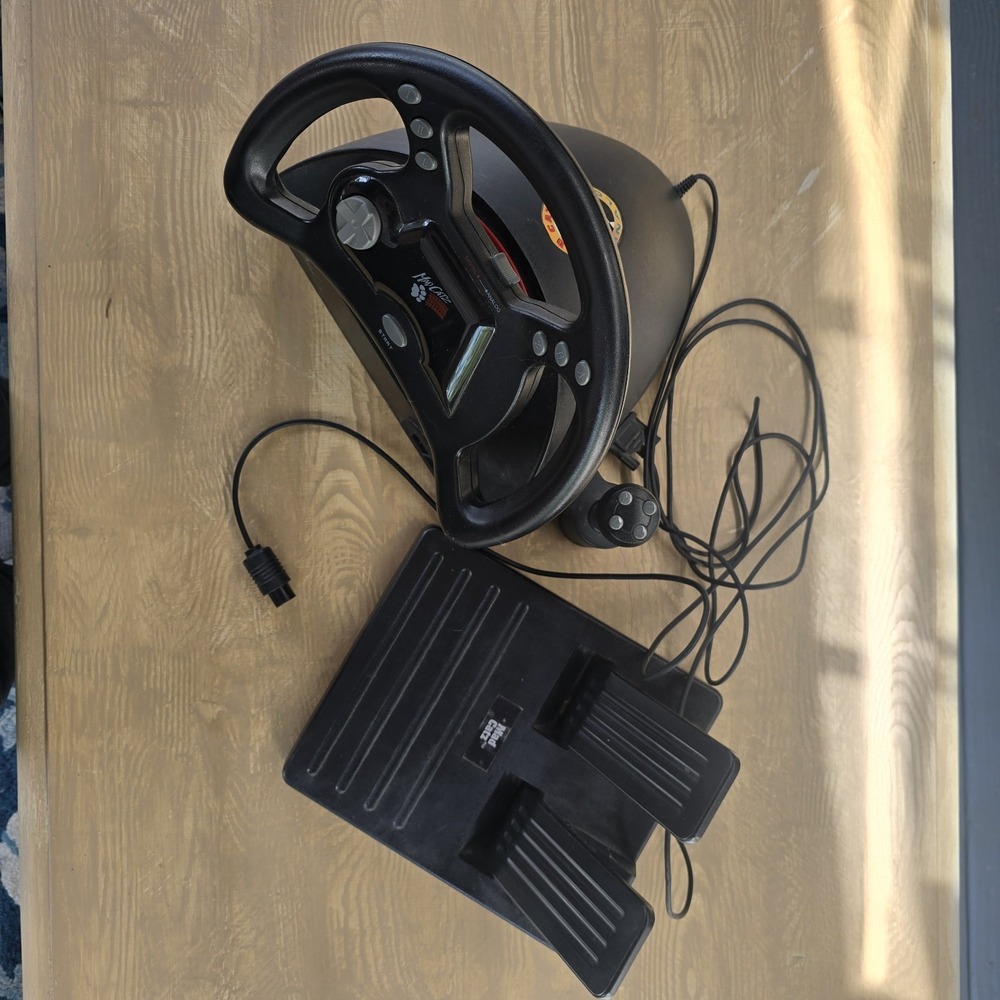 Mad Catz Racing Analog Steering Wheel and Pedals‎  Black Vintage